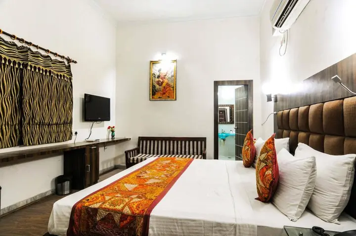 Агра: Zo Rooms VIP Road Kalakriti