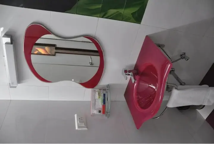 Ути: Hotel Astoria Residency
