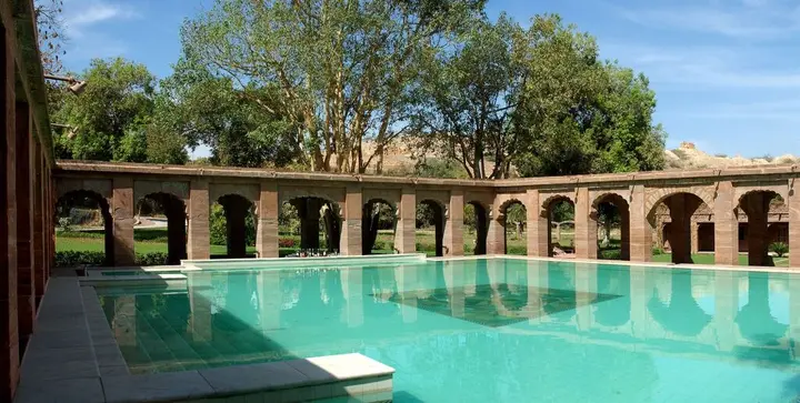Джодхпур: WelcomHeritage Bal Samand Lake Palace