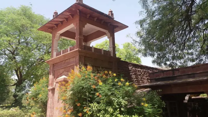 Джодхпур: WelcomHeritage Bal Samand Lake Palace
