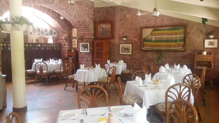 Джодхпур: WelcomHeritage Bal Samand Lake Palace