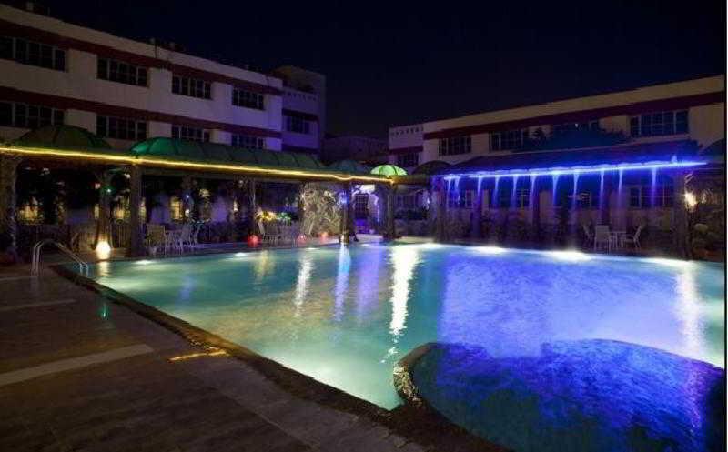 Агра: Yamuna View Hotel