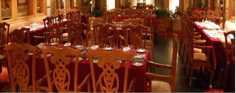 Агра: Yamuna View Hotel