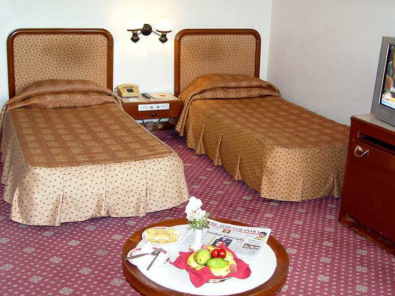 Агра: Yamuna View Hotel