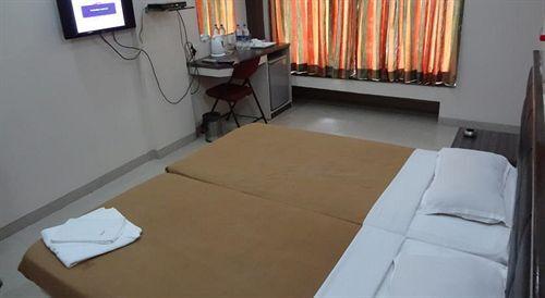 Мумбаи: Whitefield Serviced Apartments