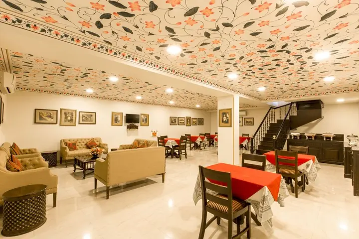 Кукас: Umaid Residency - A Regal Heritage Home