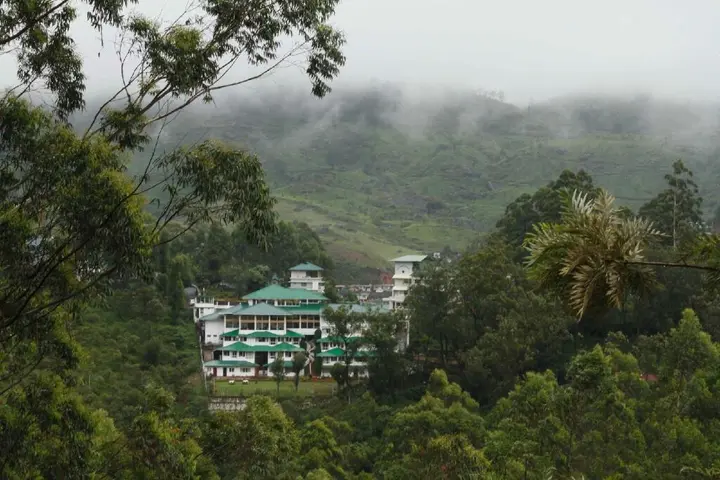 Муннар: T And U Leisure Hotel
