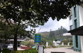 Муннар: Issacs Residency