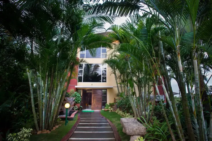 Колва: Regenta Beach House Resort, Goa