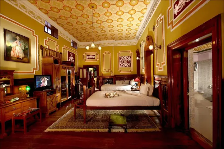 Ути: WelcomHeritage Fernhills Royal Palace