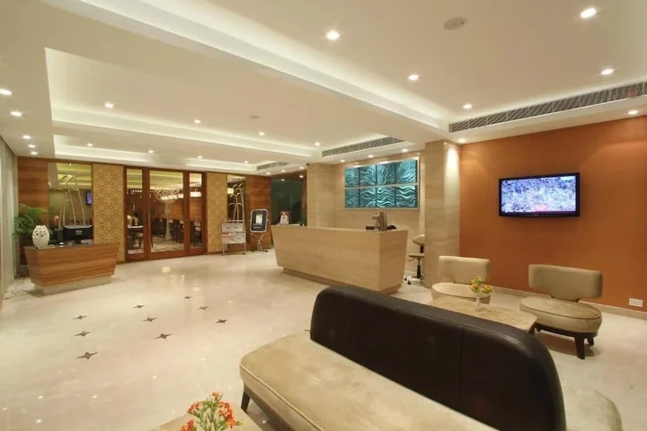 Ахмедабад: Riverview Hotel