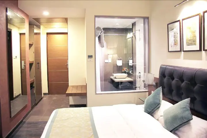 Ахмедабад: Riverview Hotel