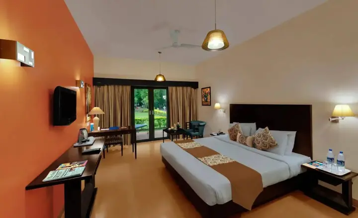 Пуна: Hotel Sunderban