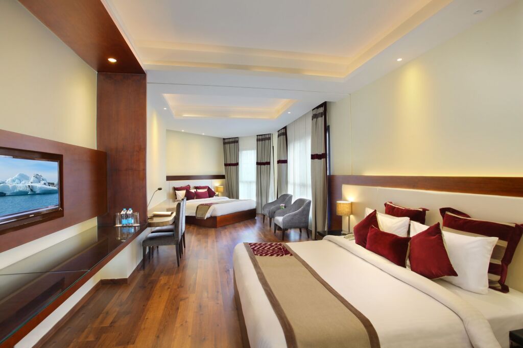 Куфри: Marigold Sarovar Portico Shimla