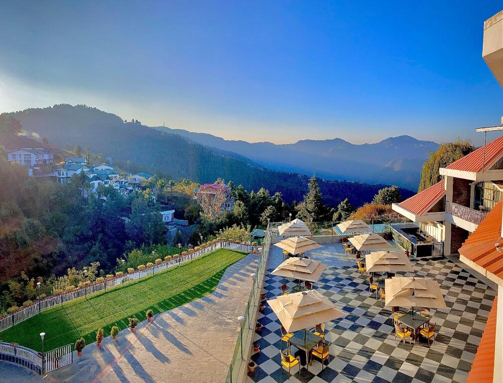 Куфри: Marigold Sarovar Portico Shimla