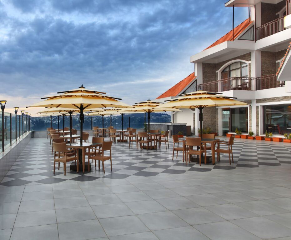 Куфри: Marigold Sarovar Portico Shimla