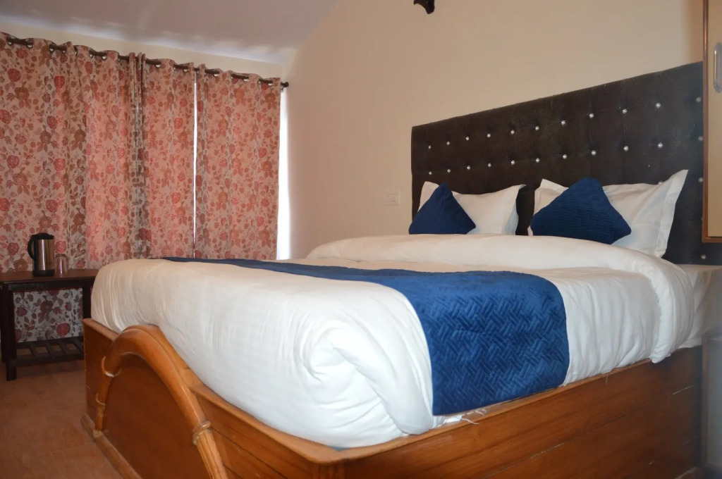 Куфри: Hotel Woodpark