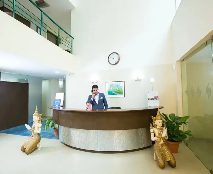 Бангалор: PearlSuites