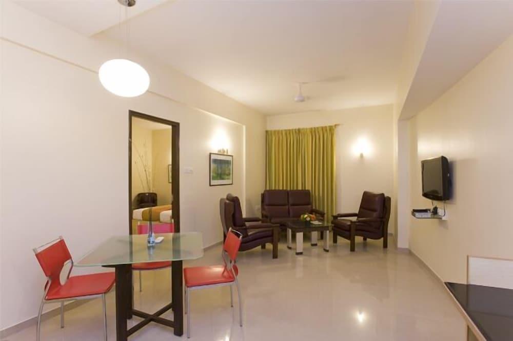 Бангалор: PearlSuites