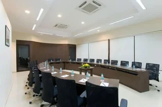 Бангалор: PearlSuites