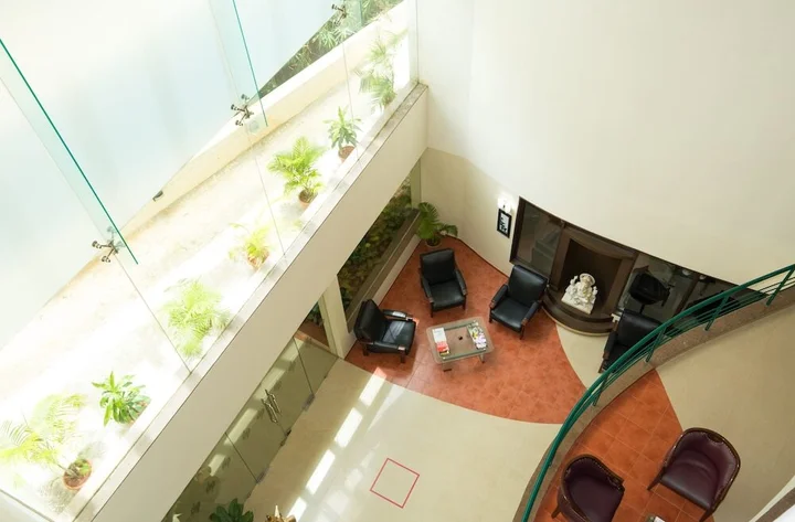 Бангалор: PearlSuites