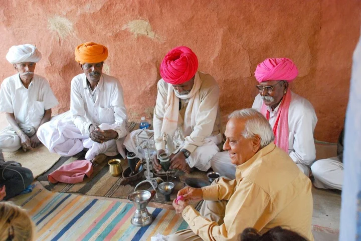 Луни: Mihir Garh