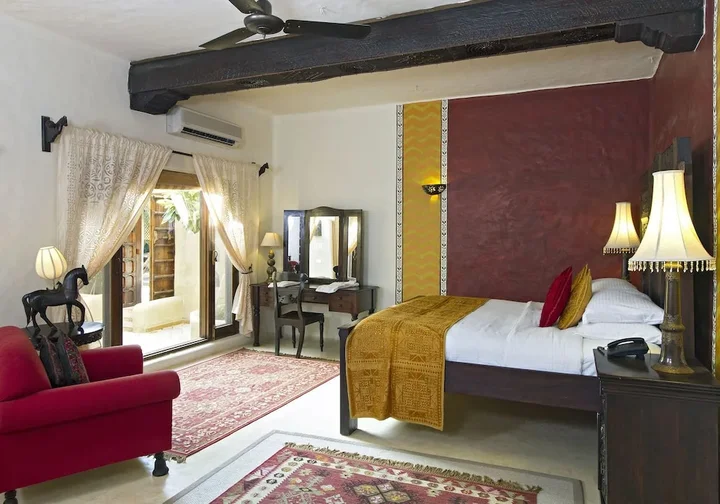 Луни: Mihir Garh