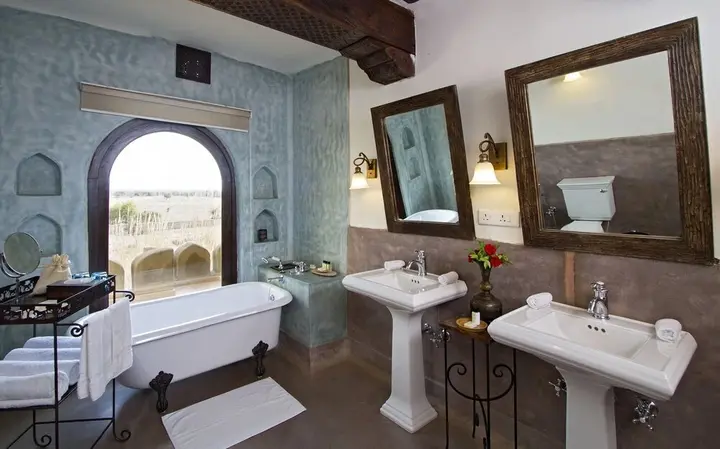 Луни: Mihir Garh