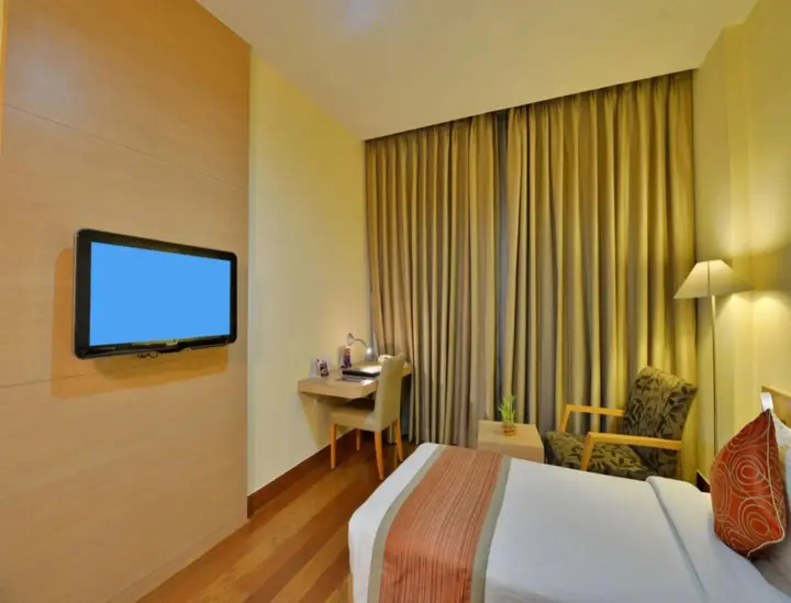 Газиабад: Clarks Inn Suites Delhi/NCR