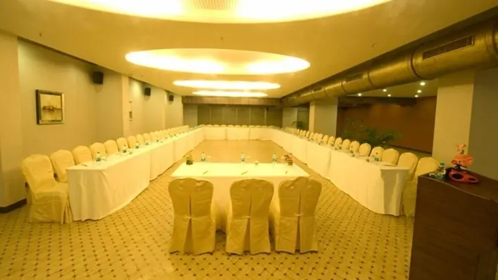 Мумбаи: Sai Palace Hotel