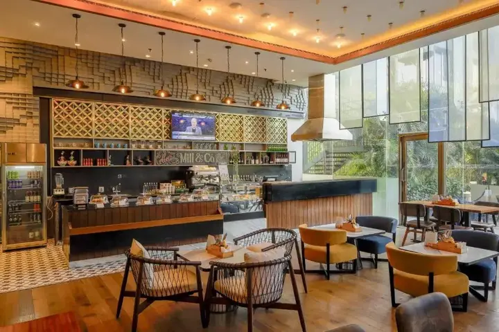 Ахмедабад: Caspia Hotel
