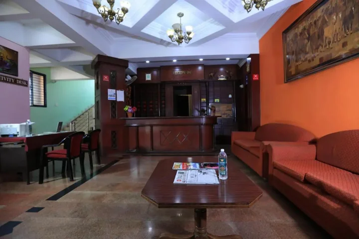 Кушалнагар: Hotel Kannika International