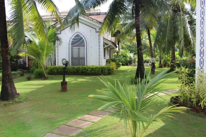 Арпора: Riviera Hermitage