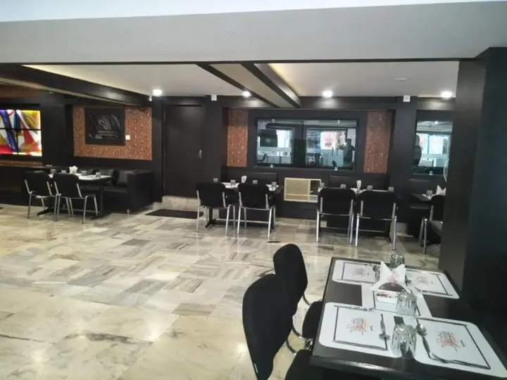 Бхопал: Hotel Sonali Regency