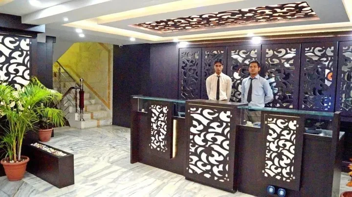 Бхопал: Hotel Sonali Regency
