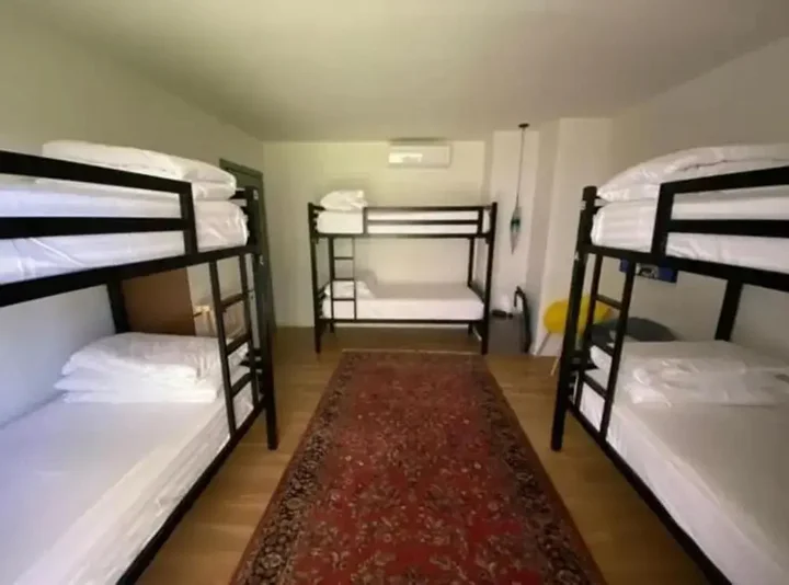 Праяградж: Hotel UR