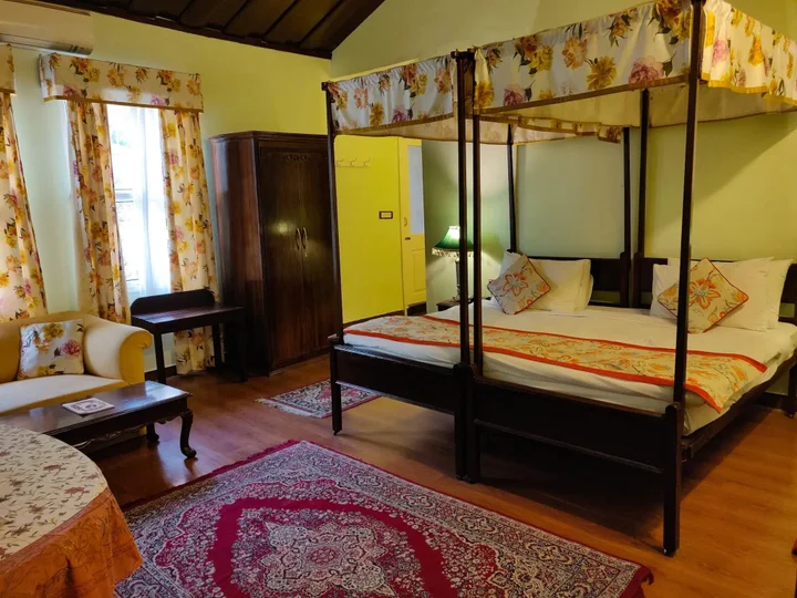 Массури: WelcomHeritage Kasmanda Palace