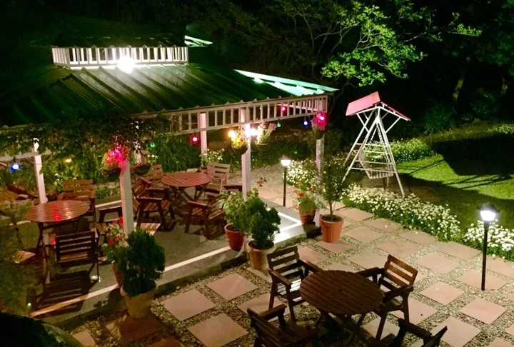 Массури: WelcomHeritage Kasmanda Palace