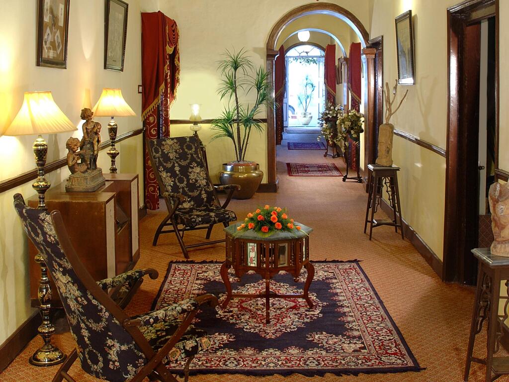 Массури: WelcomHeritage Kasmanda Palace