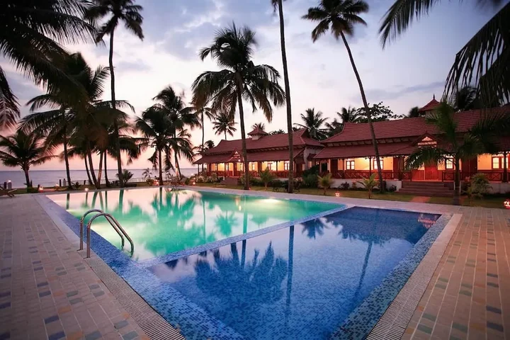Кумараком: Coco Bay Resort
