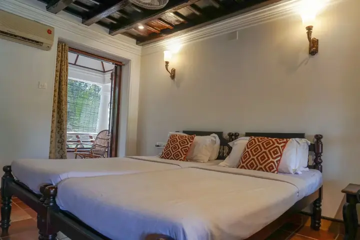 Кумараком: Tharavadu Heritage Home