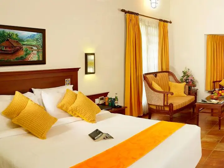 Кумараком: Lakesong Resort
