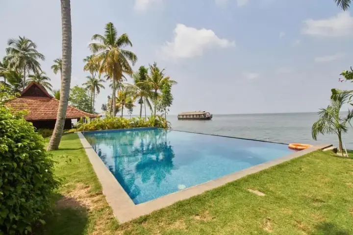 Аллеппи: Kayaloram Heritage Lake Resort