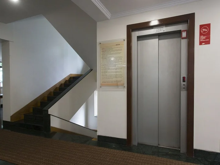 Пуна: OYO 428 Hotel Sudarshan