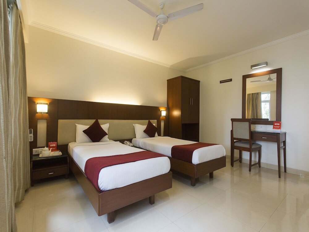 Пуна: OYO 428 Hotel Sudarshan