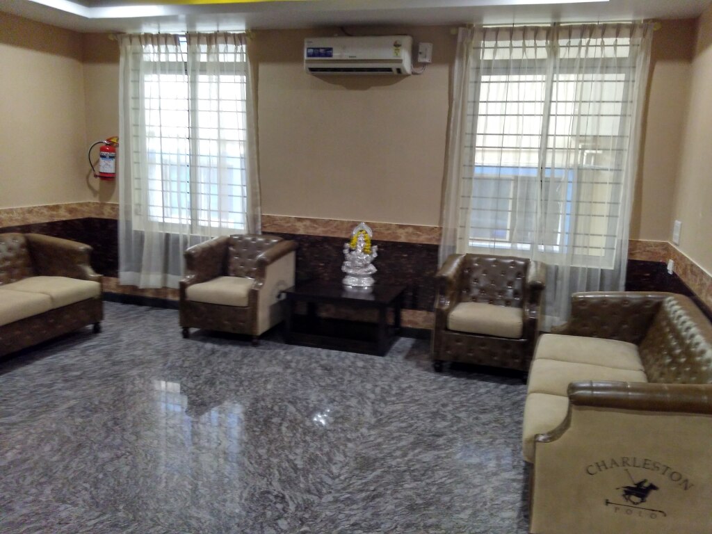 Бангалор: Hotel Raj Vista Suites & Convention