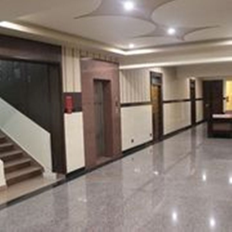 Бангалор: Hotel Raj Vista Suites & Convention