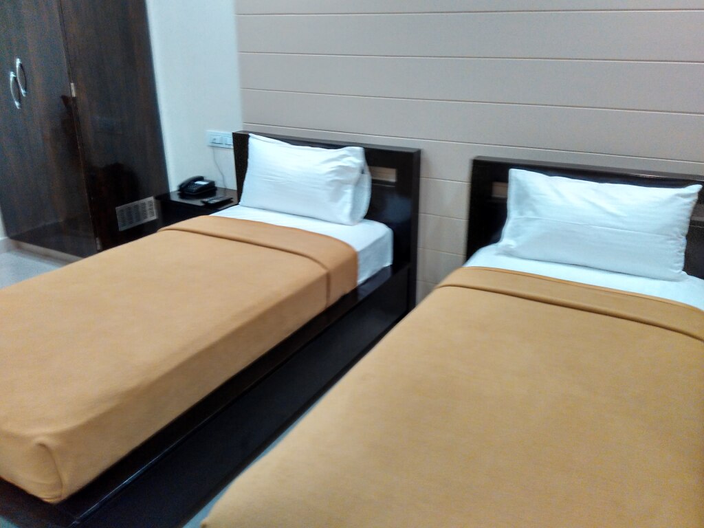 Бангалор: Hotel Raj Vista Suites & Convention