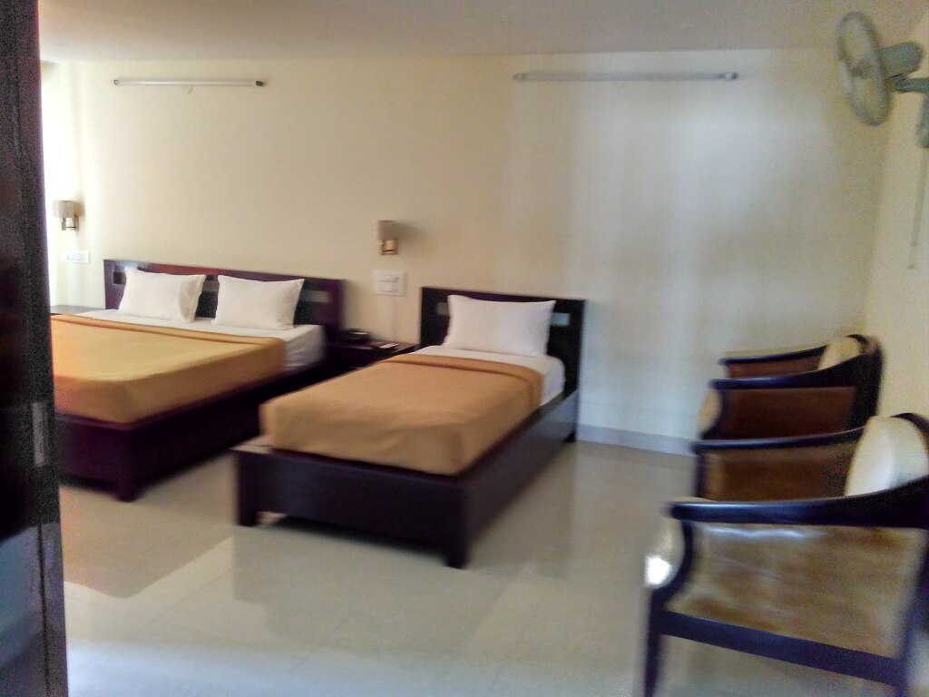 Бангалор: Hotel Raj Vista Suites & Convention