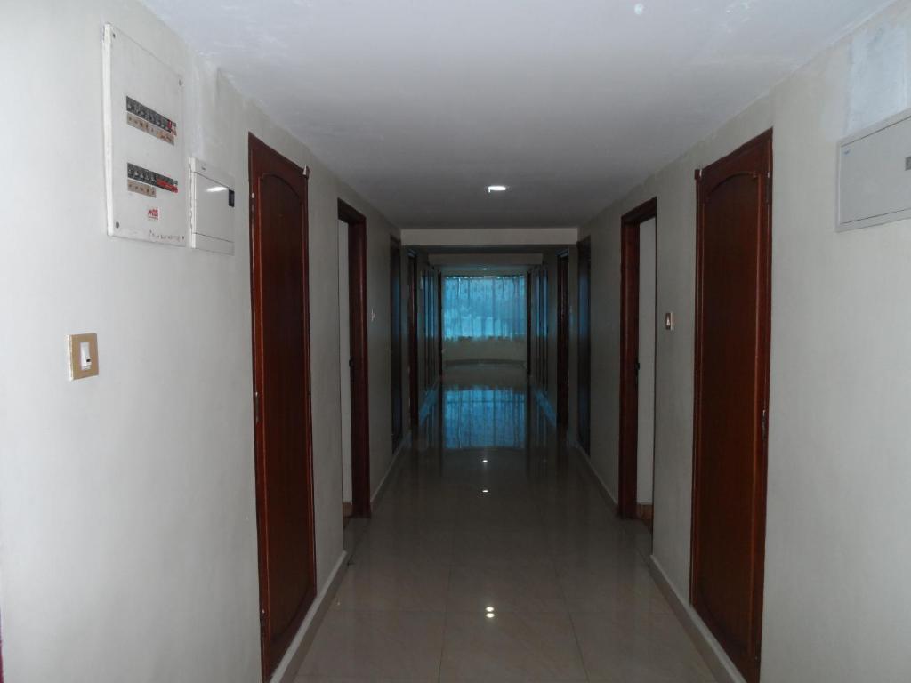 Тирупати: Hotel PLR Grand